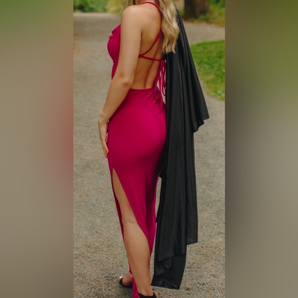 Floor length Dress with leg slit - Picture 2 of 2